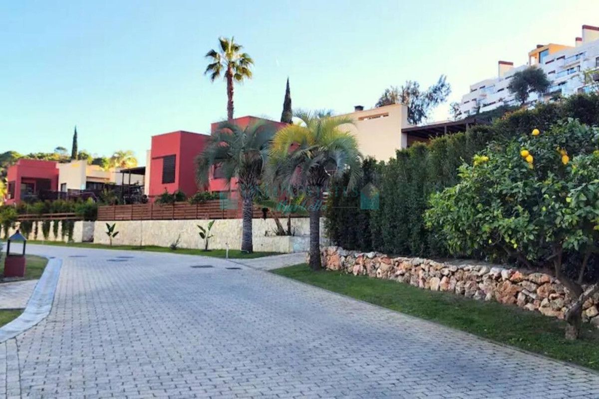 Villa for sale in Los Flamingos, Benahavis