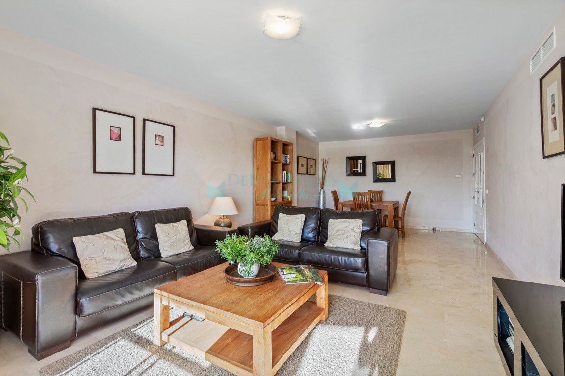 Apartment for sale in Benahavis