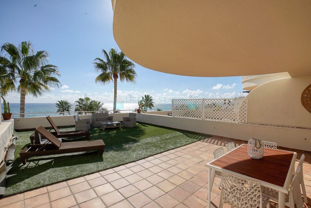 Apartamento en venta en Estepona