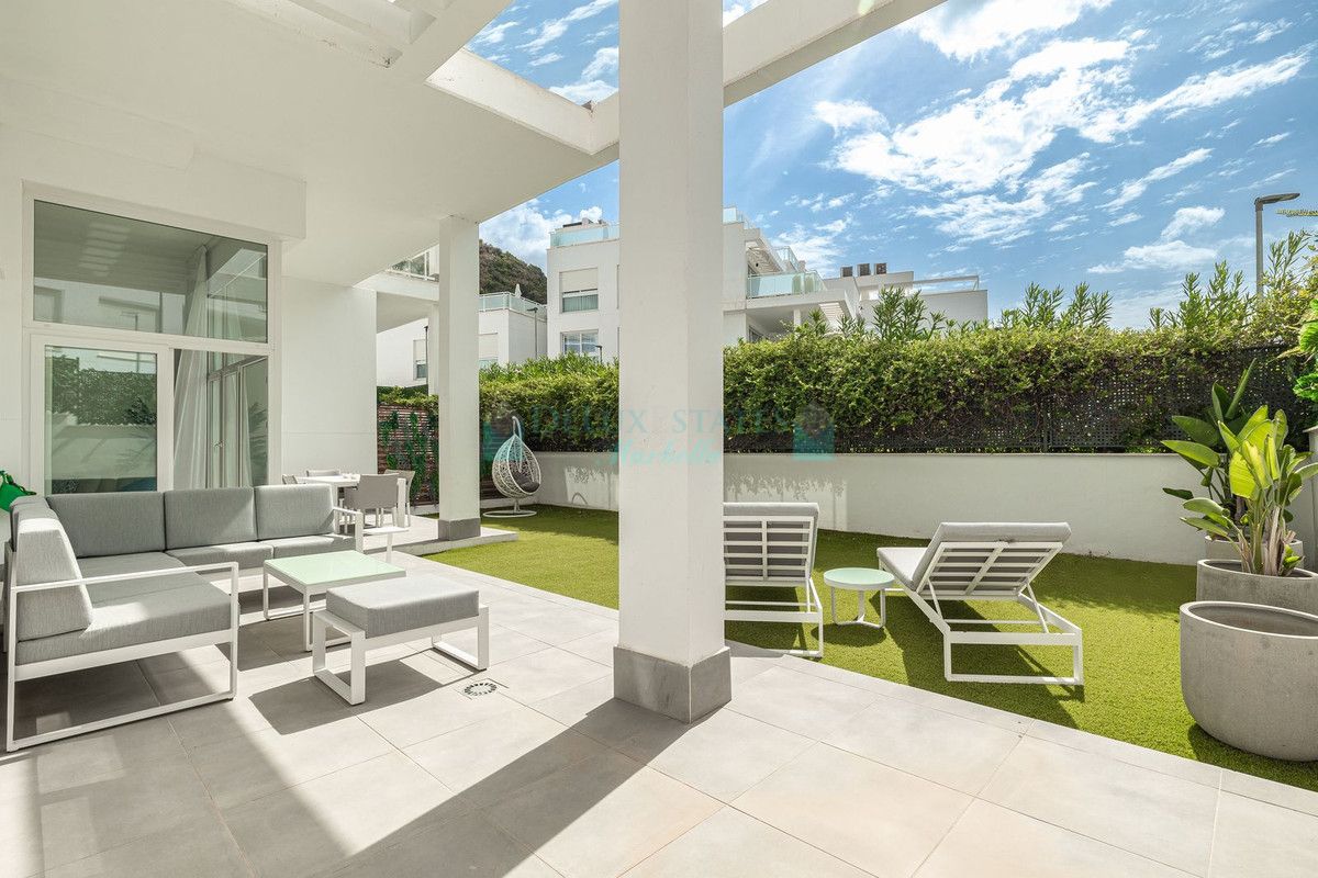 Ground Floor Apartment for sale in Benahavis