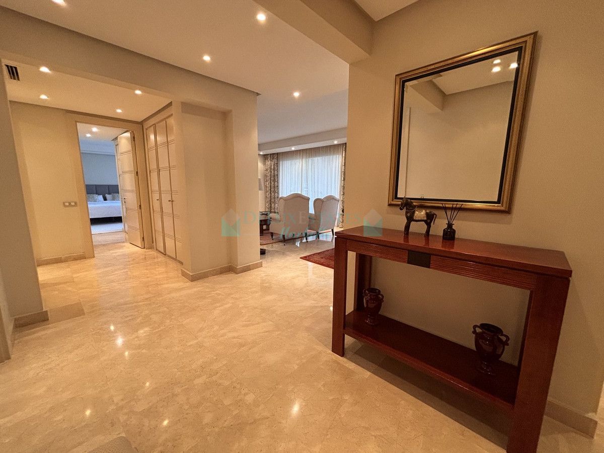 Apartment for rent in Marbella Golden Mile