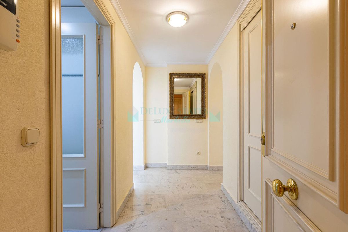 Apartment for sale in Marbella - Puerto Banus