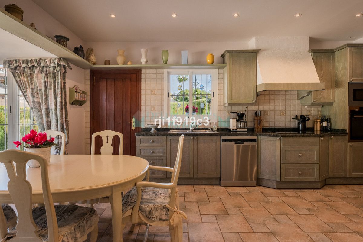 Villa for sale in Elviria, Marbella East