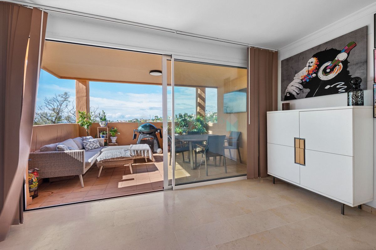 Apartamento en venta en Elviria, Marbella Este