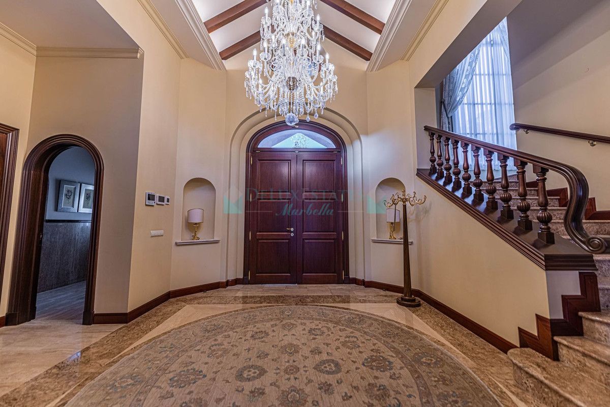 Villa for sale in Guadalmina Baja, San Pedro de Alcantara