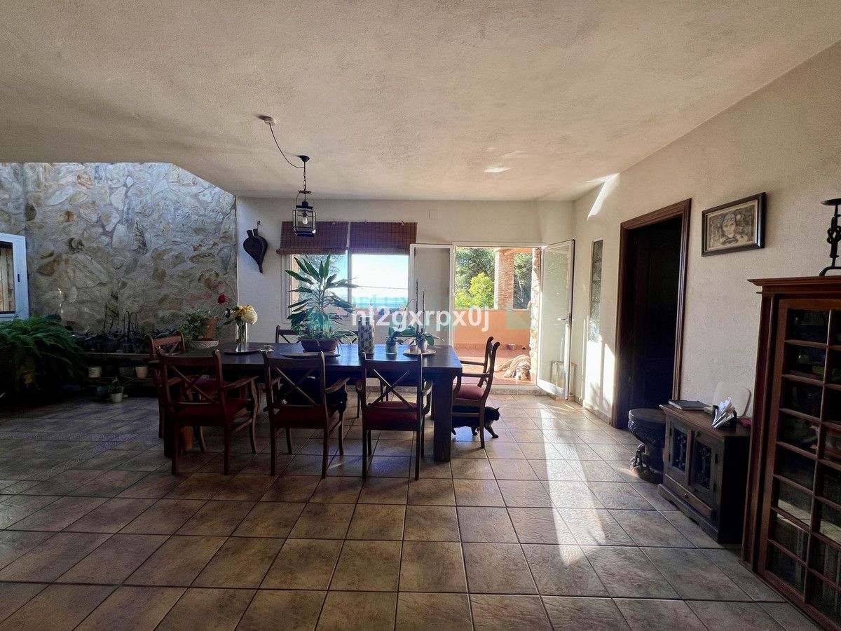 Villa for sale in Marbella