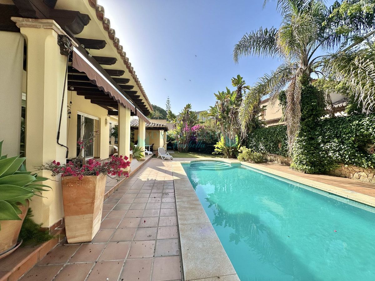 Villa for rent in Elviria, Marbella East
