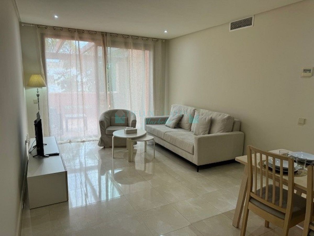 Apartment for sale in New Golden Mile, Estepona