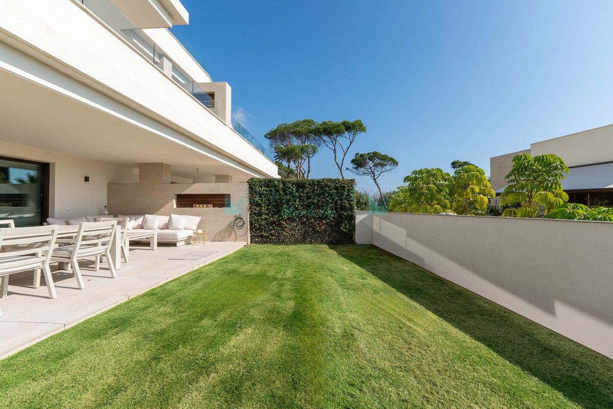 Apartamento Planta Baja en venta en Estepona