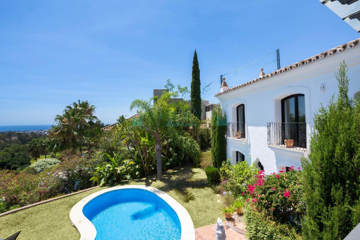 Villa for rent in Los Arqueros, Benahavis