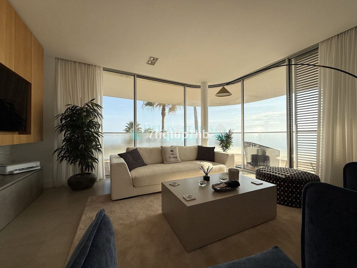 Apartamento en venta en Estepona