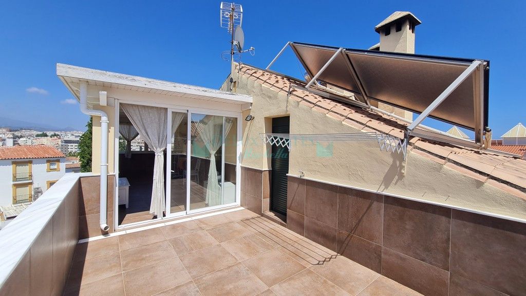 Town House for sale in Estepona