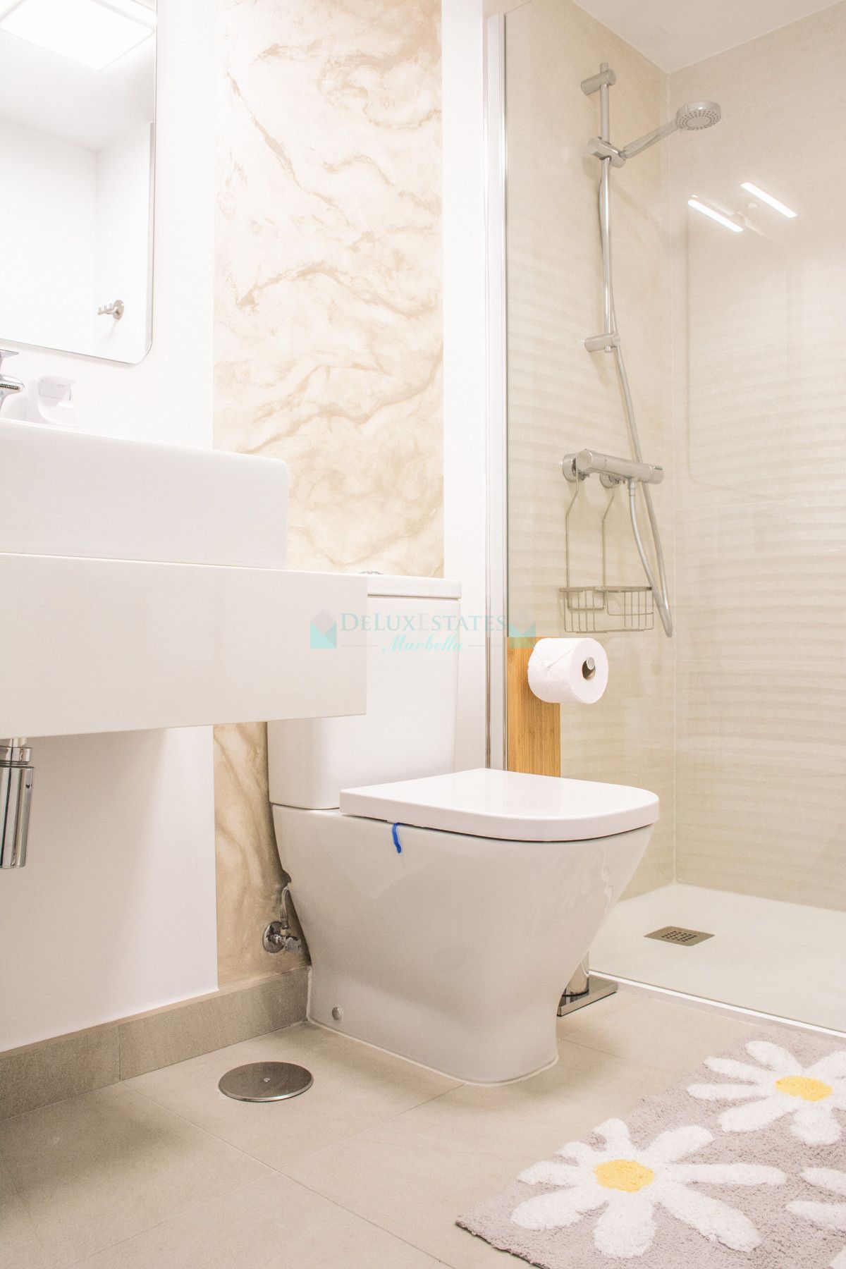 Apartamento en venta en Estepona