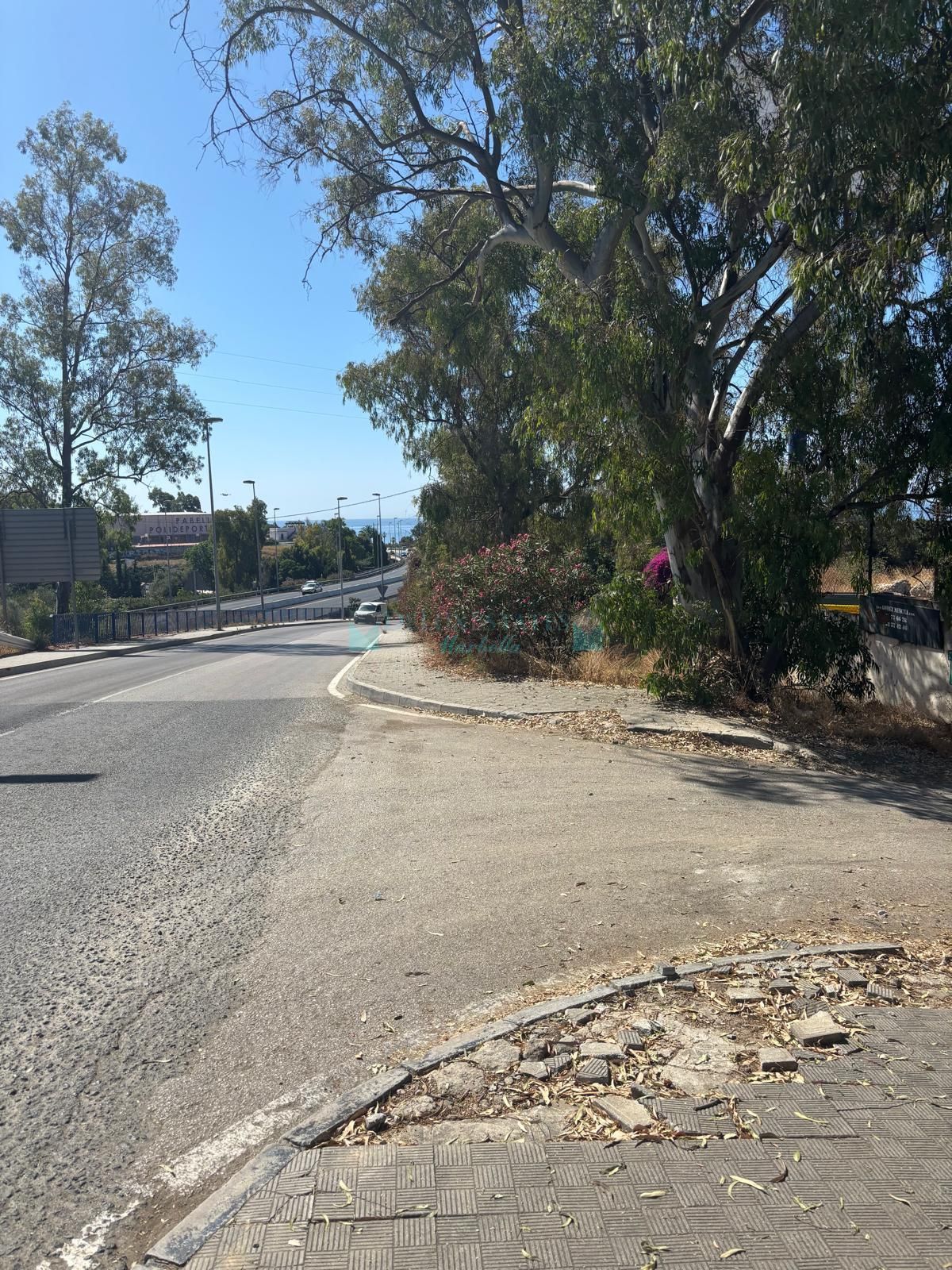 Parcela Industrial en venta en Marbella