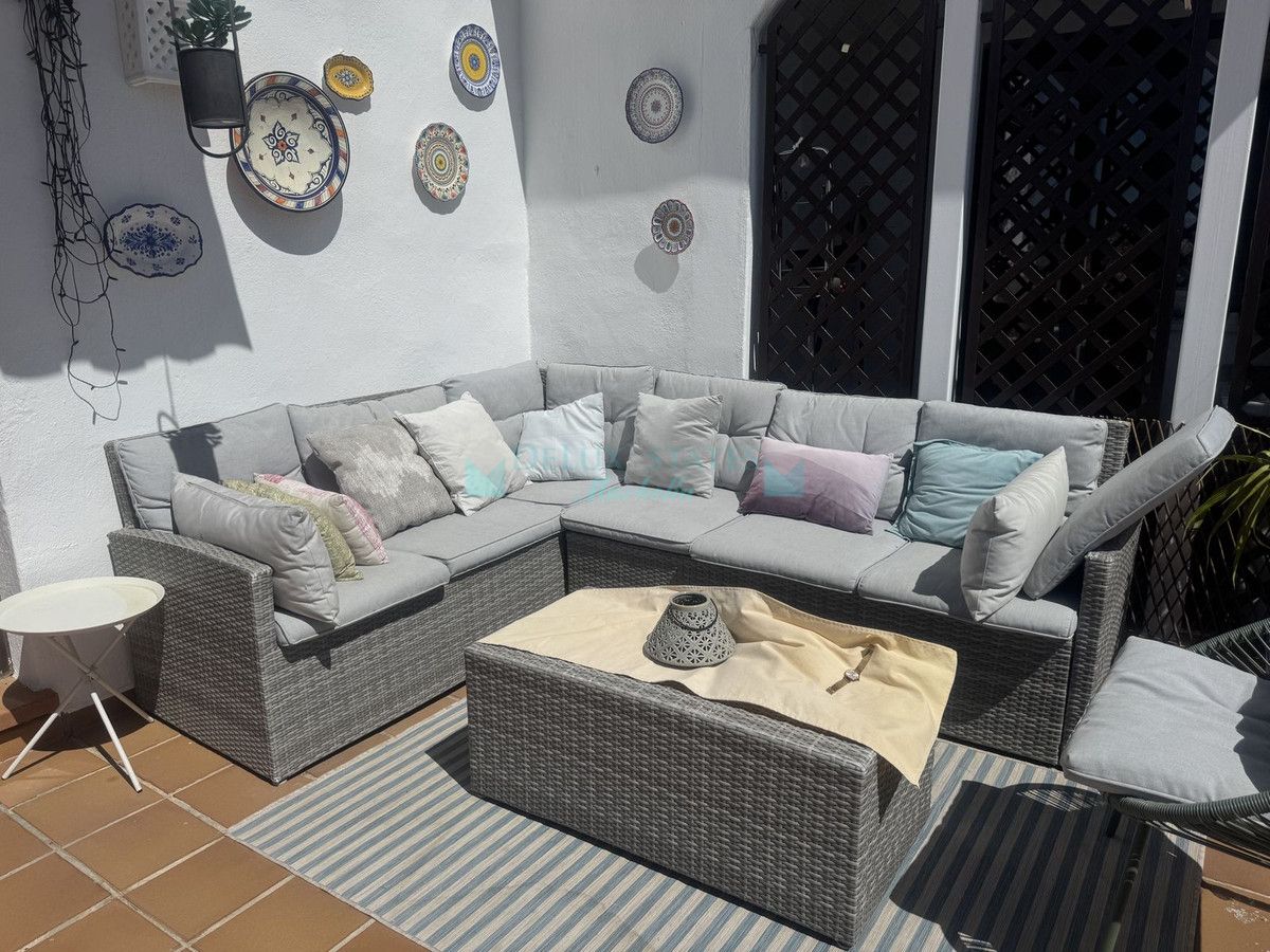 Apartamento en alquiler en Selwo, Estepona