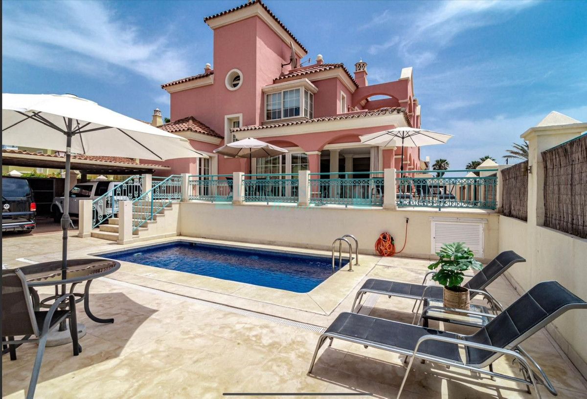 Villa en alquiler en Marbella