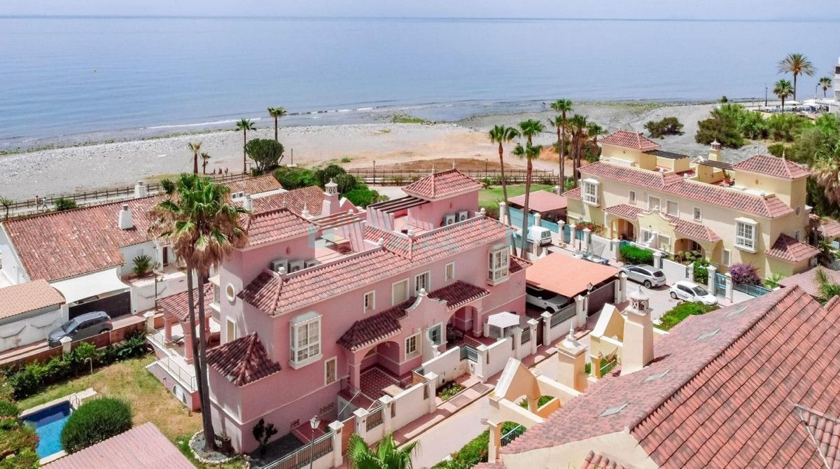 Villa for rent in Marbella