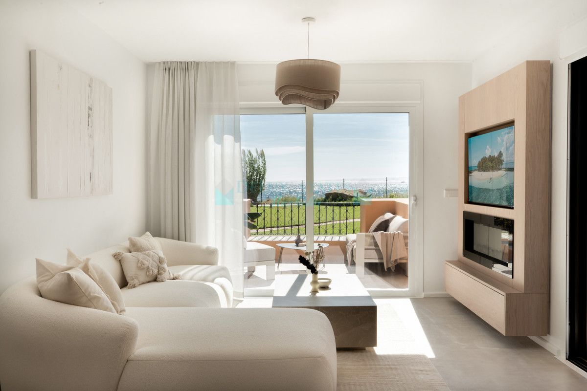 Apartment for sale in Estepona