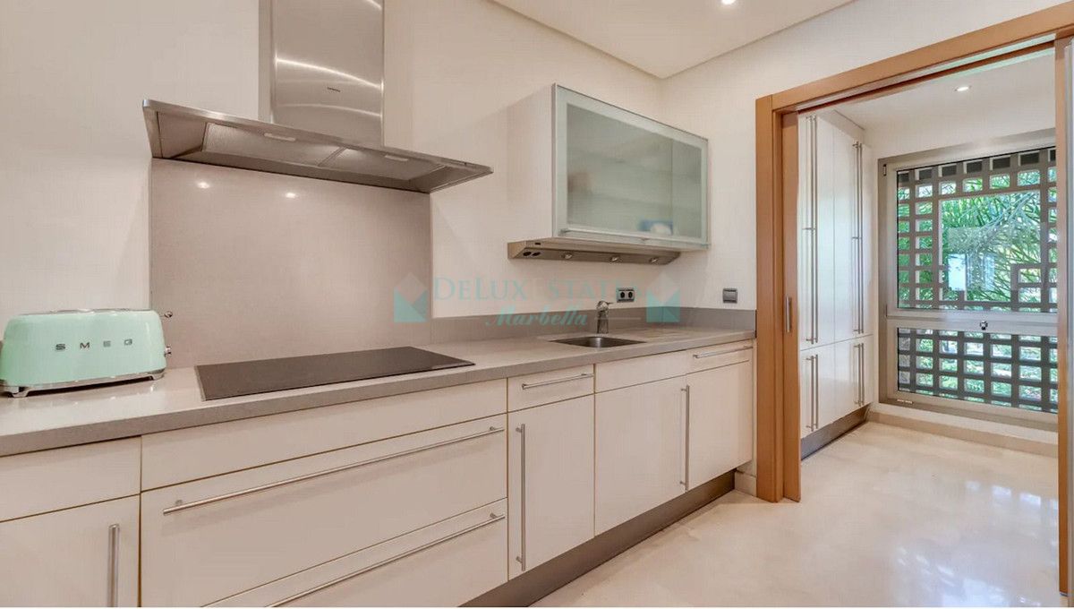 Penthouse for rent in Sierra Blanca, Marbella Golden Mile