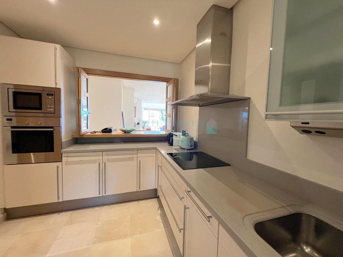 Penthouse for rent in Sierra Blanca, Marbella Golden Mile