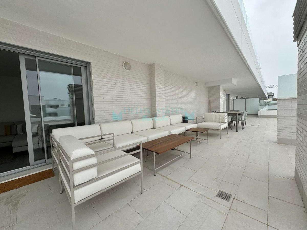 Penthouse for sale in Nueva Andalucia