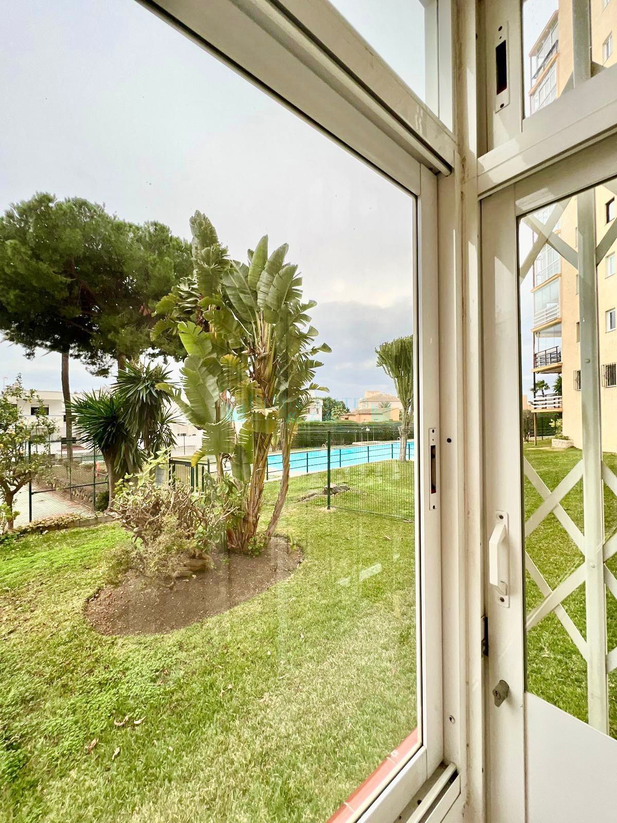 Apartamento Planta Baja en venta en Estepona