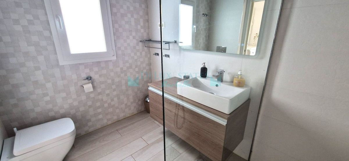 Ground Floor Apartment for rent in Marbella - Puerto Banus