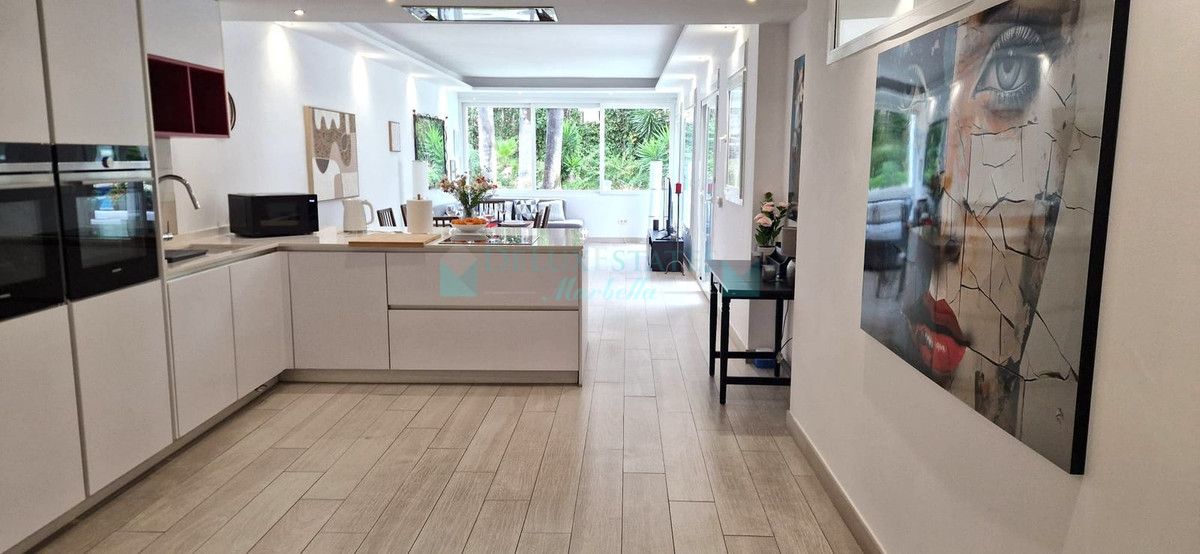 Ground Floor Apartment for rent in Marbella - Puerto Banus