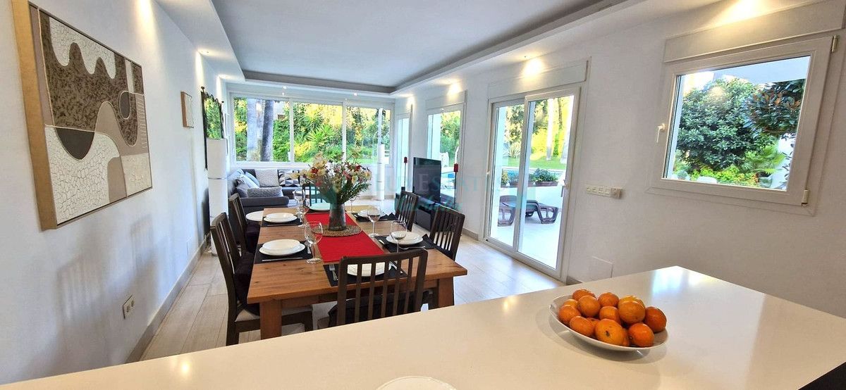 Ground Floor Apartment for rent in Marbella - Puerto Banus