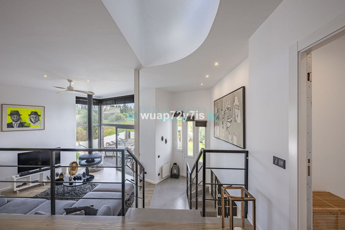 Villa en venta en Guadalmina Alta, San Pedro de Alcantara