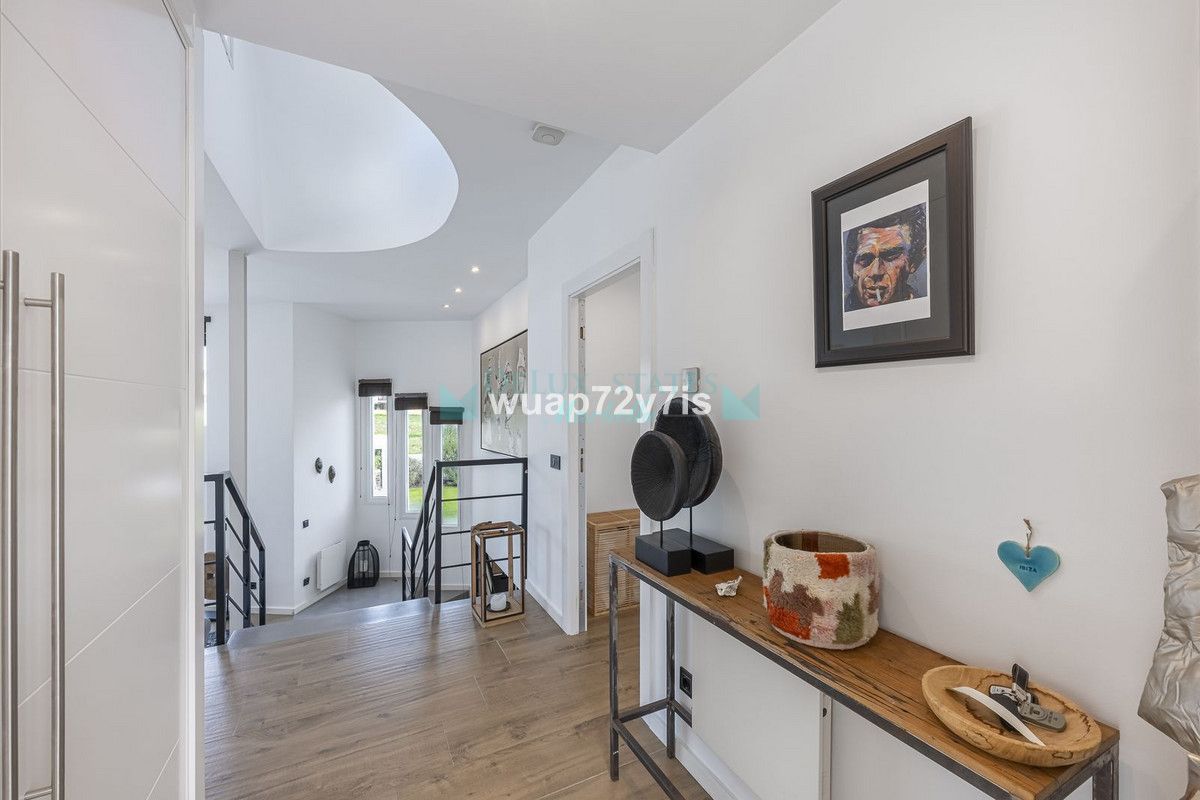 Villa en venta en Guadalmina Alta, San Pedro de Alcantara