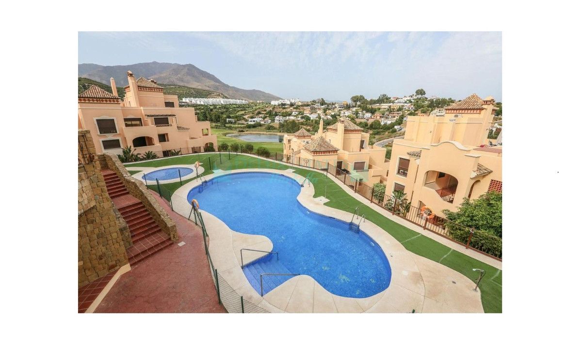 Penthouse for sale in Estepona
