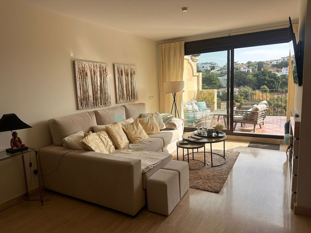 Penthouse for sale in Estepona