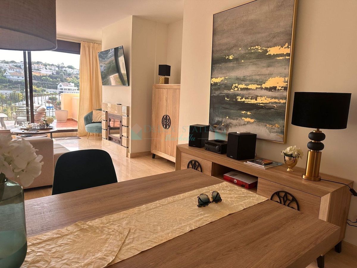 Penthouse for sale in Estepona