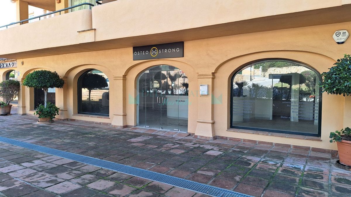 Oficina en venta en Elviria, Marbella Este