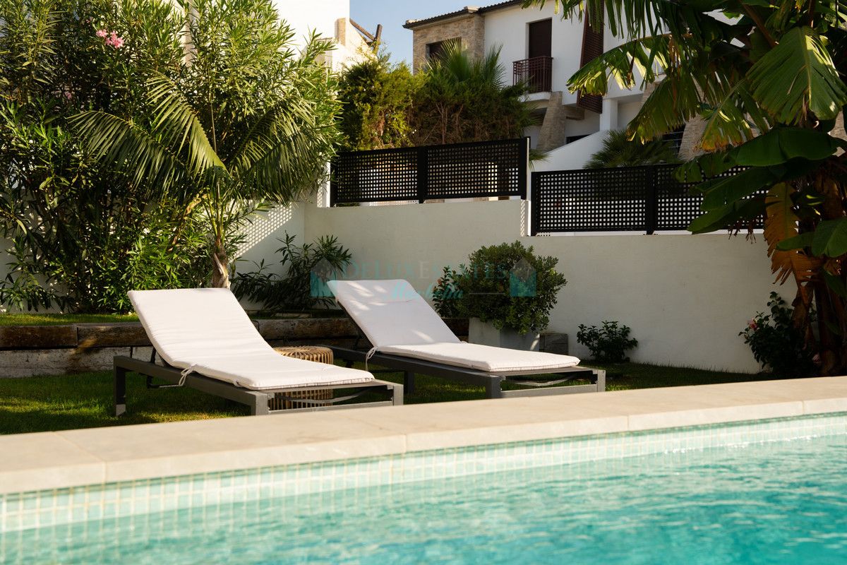 Villa for sale in Valle Romano, Estepona