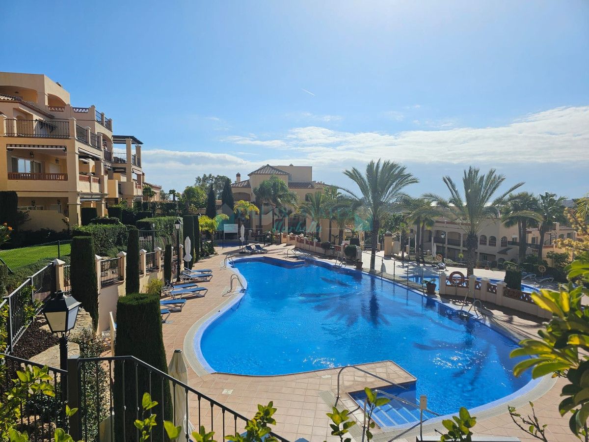 Ground Floor Apartment for sale in Atalaya, Estepona