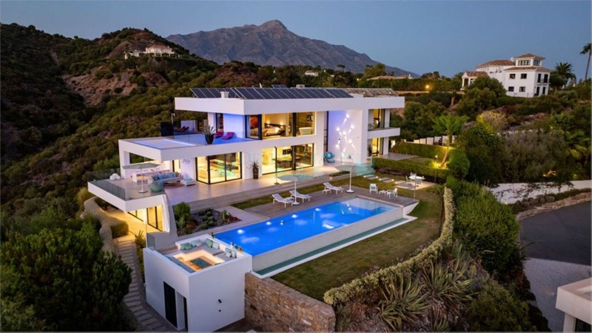 Villa en venta en La Quinta, Benahavis