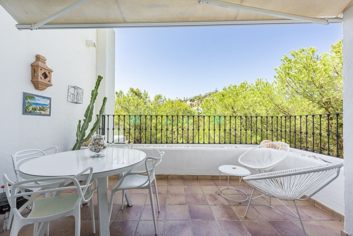 Apartment for sale in La Quinta, Benahavis