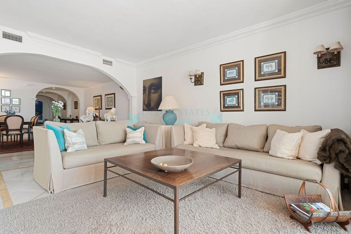 Apartamento en venta en Nueva Andalucia