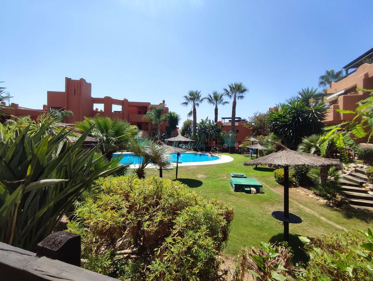 Ground Floor Apartment for sale in Estepona