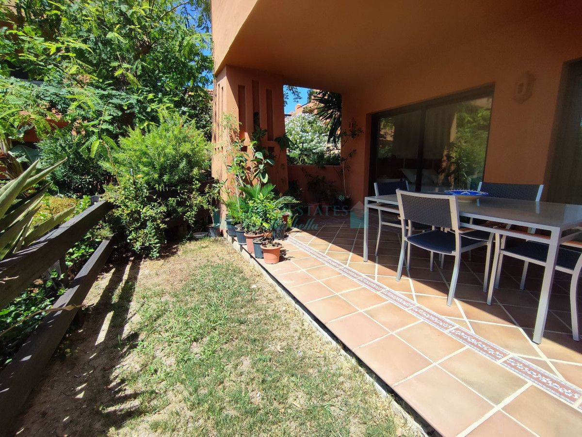 Ground Floor Apartment for sale in Estepona