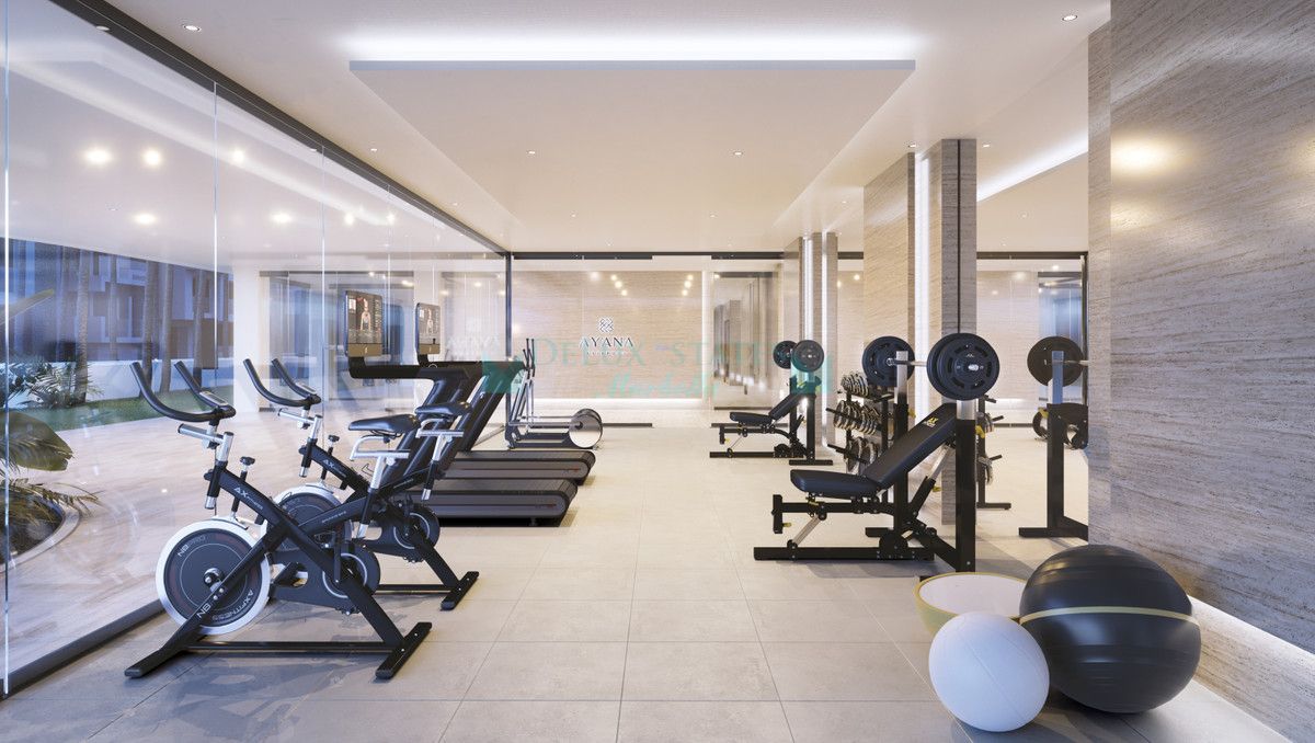 Ground Floor Apartment for sale in New Golden Mile, Estepona