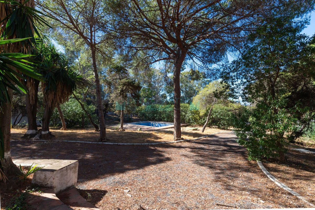 Villa for sale in Elviria, Marbella East