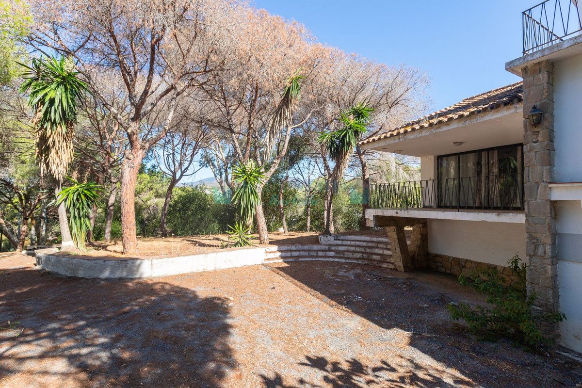 Villa for sale in Elviria, Marbella East