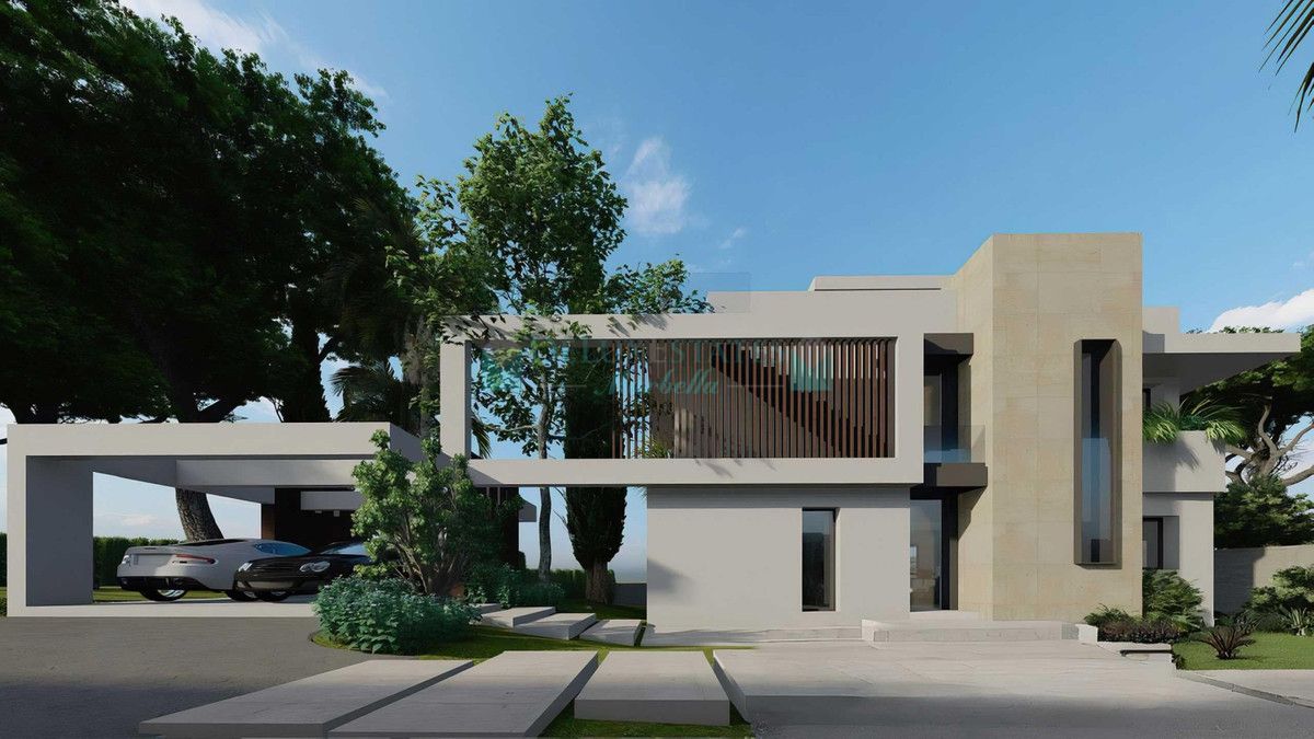 Villa for sale in Rio Real, Marbella East