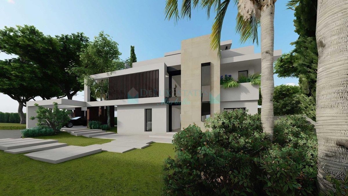 Villa for sale in Rio Real, Marbella East