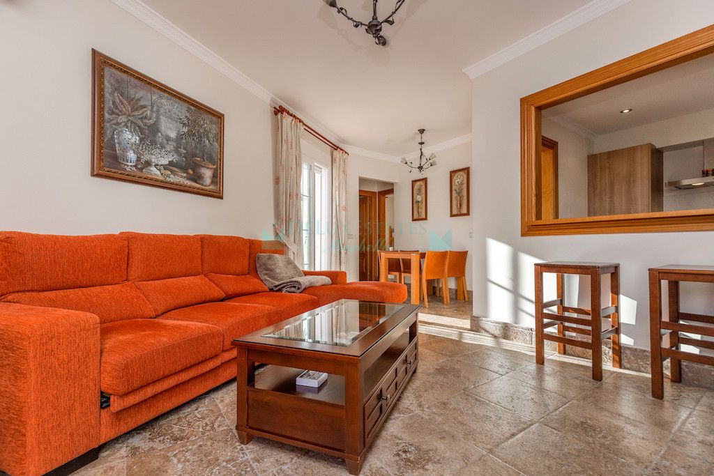 Penthouse for sale in Benahavis