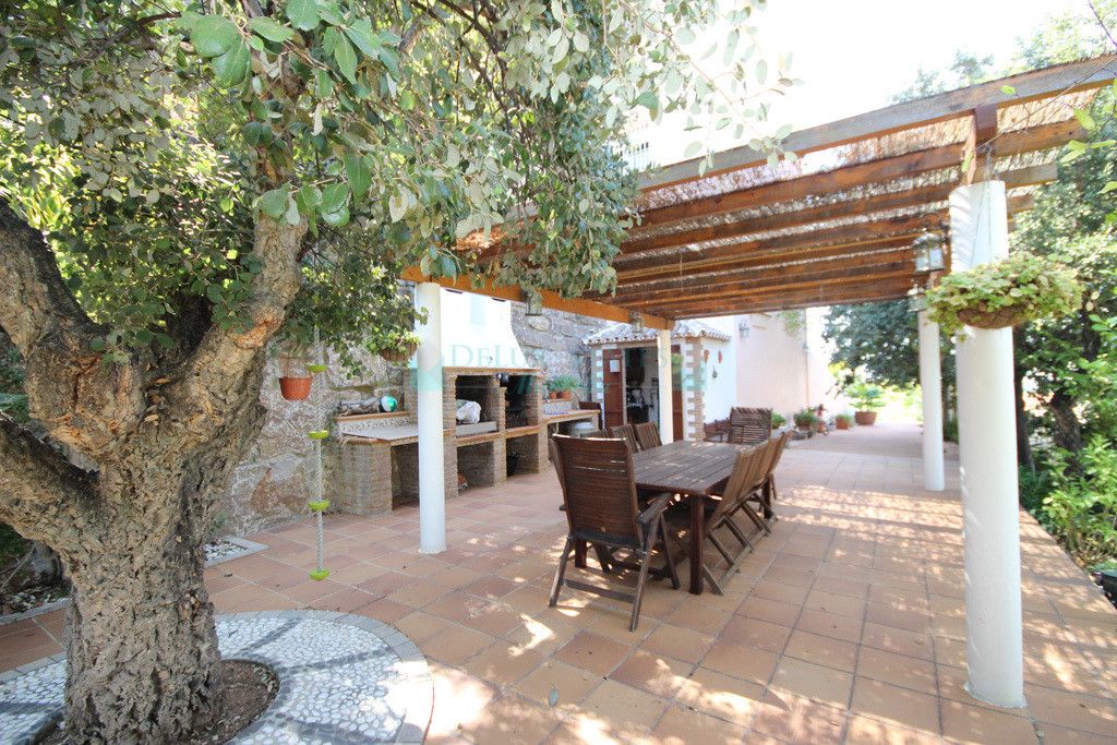 Town House for sale in Artola, Marbella East