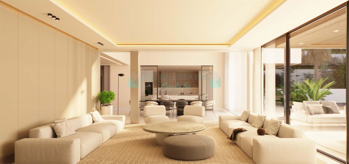 Villa for sale in Elviria, Marbella East